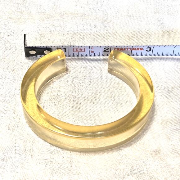 Mid Century Golden Amber Translucent Acrylic Chunky Bangle Vintage Retro 1950s - Picture 3 of 6